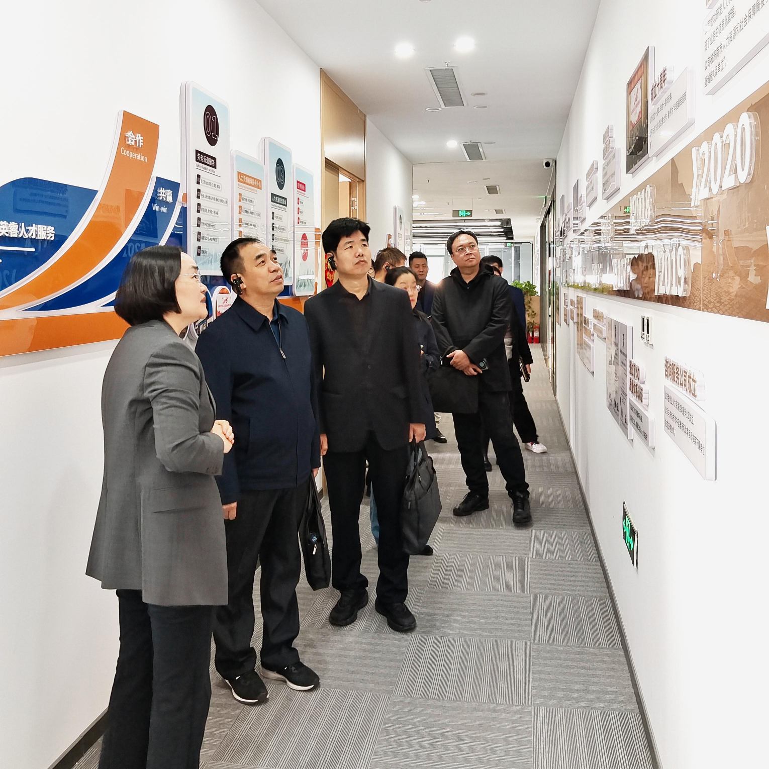 4DA893D9884615041AFC38A4DDBB747D(1)